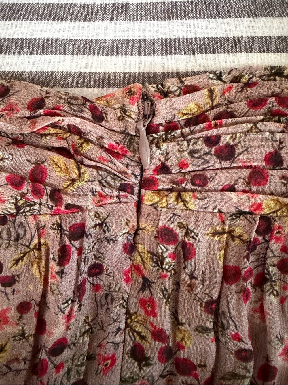 Bloomingdale’s ba&sh Pink Floral Tiered Midi Skirt size MEDIUM - Picture 11 of 11